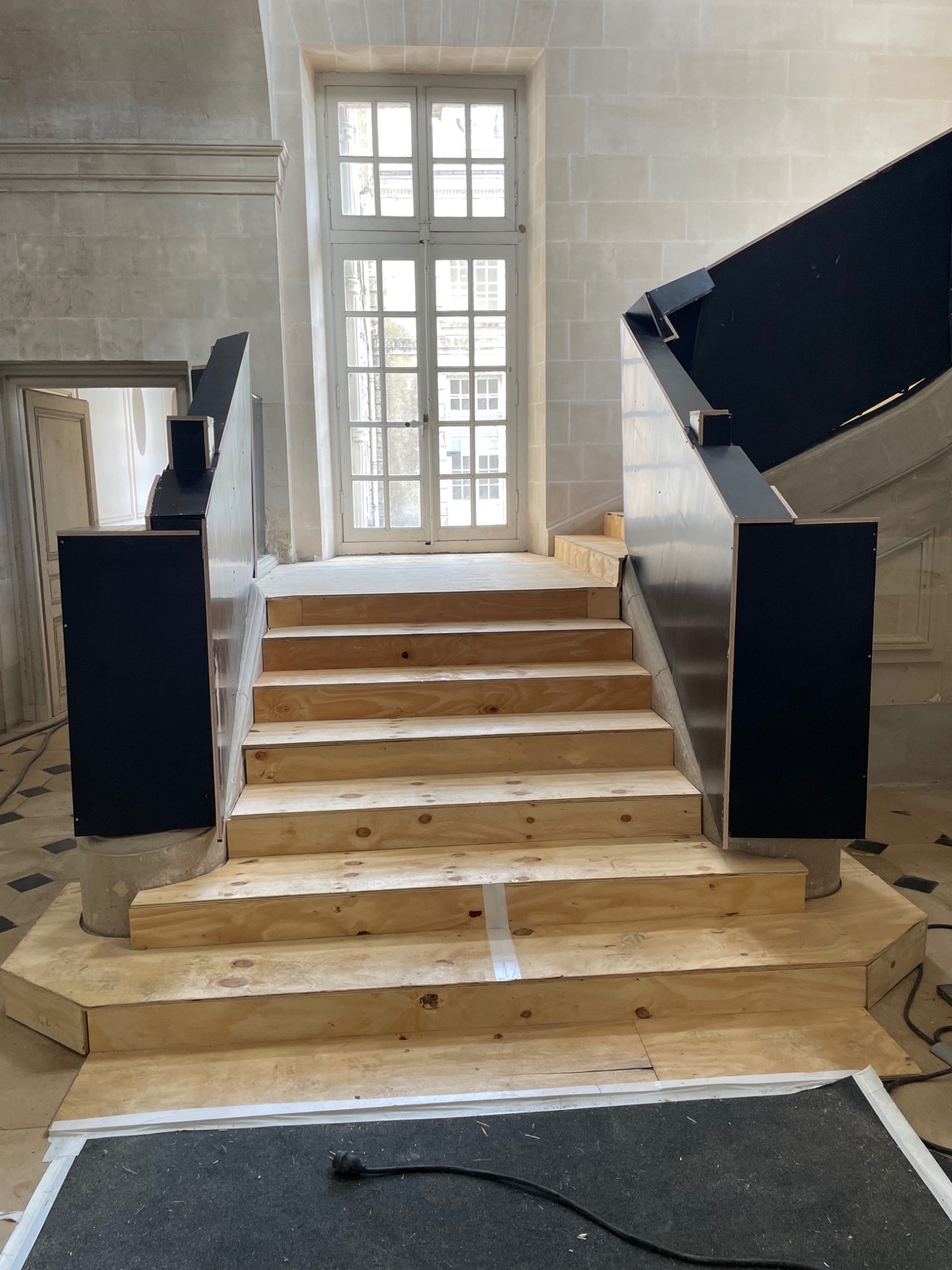 Protection d'escaliers historiques - cheminement sécurisé